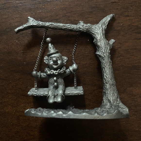 Spooniques Accessories - Spooniques Clown Pewter on Swing Figurine (90s Era)
